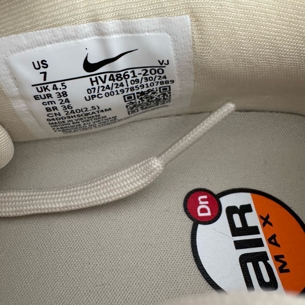 NIKE Women’s Air Max DN Light Khaki and Gold Sneaker - Picture 12 of 12